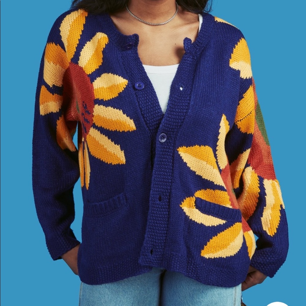 Iso I’m looking for theses unif jackets / sweaters